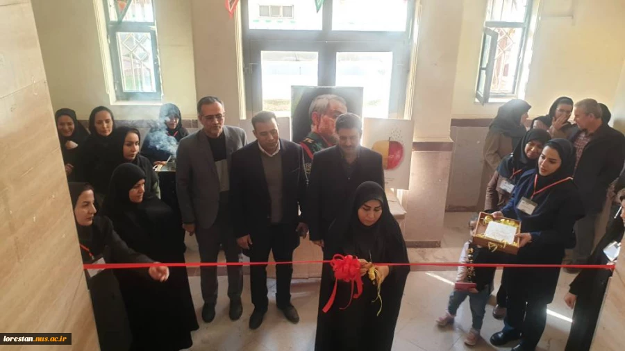 نمایشگاه دستاوردهای دانشگاه ملی مهارت استان لرستان به مناسبت گرامیداشت دهه مبارک فجر افتتاح شد. 2