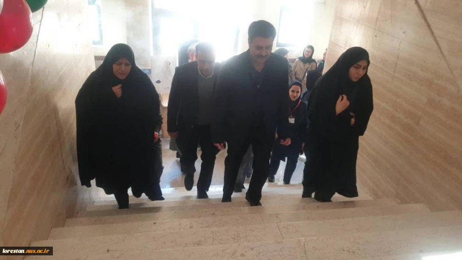 نمایشگاه دستاوردهای دانشگاه ملی مهارت استان لرستان به مناسبت گرامیداشت دهه مبارک فجر افتتاح شد. 2