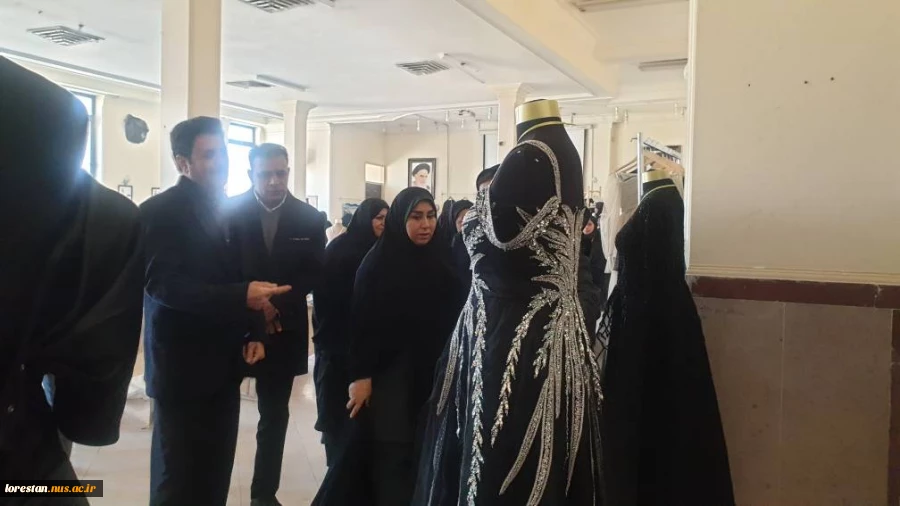 نمایشگاه دستاوردهای دانشگاه ملی مهارت استان لرستان به مناسبت گرامیداشت دهه مبارک فجر افتتاح شد. 2