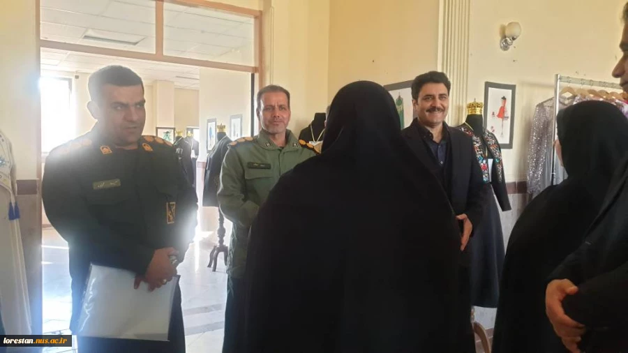 نمایشگاه دستاوردهای دانشگاه ملی مهارت استان لرستان به مناسبت گرامیداشت دهه مبارک فجر افتتاح شد. 8
