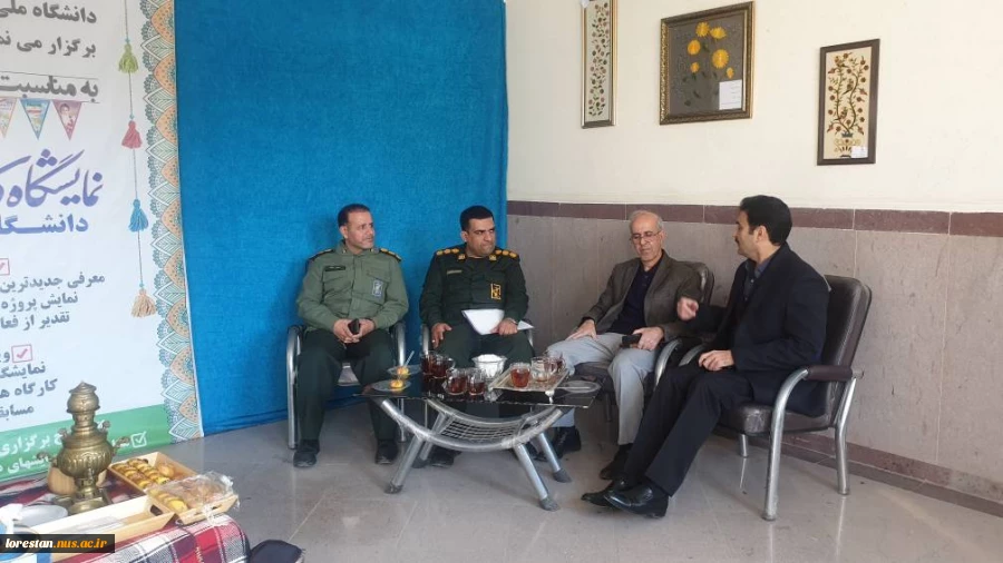 نمایشگاه دستاوردهای دانشگاه ملی مهارت استان لرستان به مناسبت گرامیداشت دهه مبارک فجر افتتاح شد. 12
