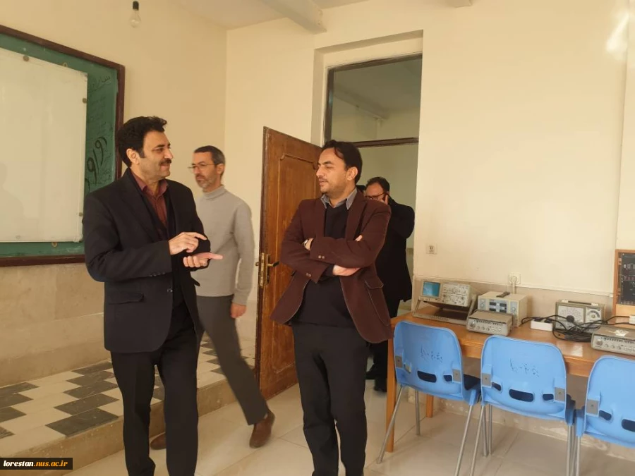 بازدید سرپرست دانشگاه ملی مهارت استان لرستان با شروع نیمسال دوم سال تحصیلی 04-1403 از آموزشکده ملی مهارت پسران بروجرد.  7
