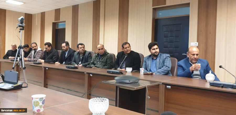 نشست صمیمانه سرپرست دانشگاه ملی مهارت استان لرستان با اعضای غیرهیات علمی دانشکده ملی مهارت پسران خرم آباد 12