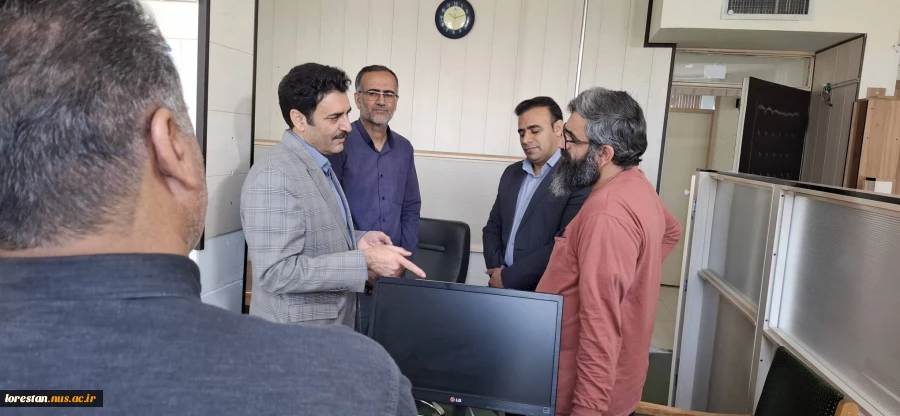 تقدیر و تشکر سرپرست دانشگاه ملی مهارت استان لرستان در آستانه سال نو از کارکنان  19