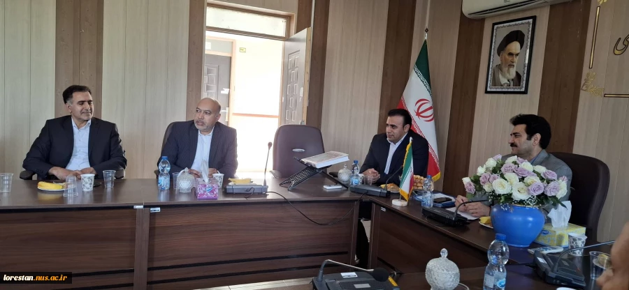 دیدار صمیمانه سرپرست دانشگاه ملی مهارت استان لرستان با اعضای هیأت علمی به مناسبت هفته معلم 8