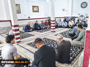 ادای احترام کارکنان دانشگاه ملی مهارت استان لرستان به مقام والای شهید با حضور در منزل شهید مهدی کمالی
 2