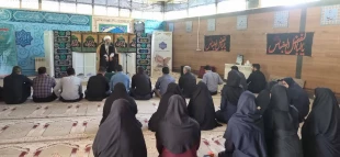 برگزاری مجلس عزای امام حسین علیه السلام و بزرگداشت شهادت دانشمندان و سرداران شهید در دانشگاه ملی مهارت استان لرستان  5