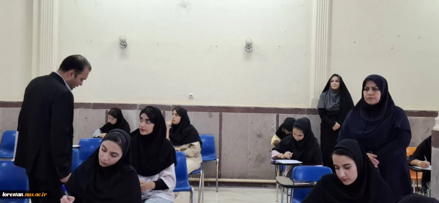 بازدید نماینده مرکز نظارت و ارزیابی و تضمین کیفیت از حوزه‌های امتحانی دانشگاه ملی مهارت استان لرستان 6