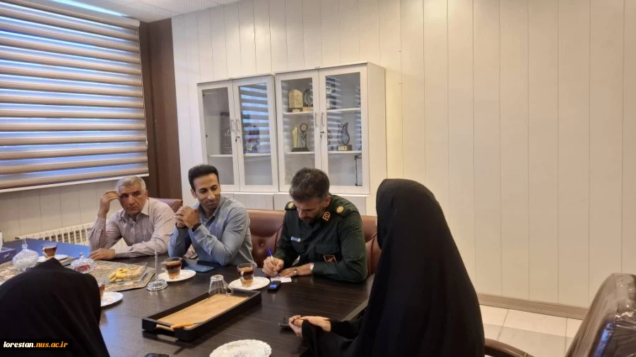 نشست همکاری دانشگاه ملی مهارت و بسیج سازندگی با محوریت توسعه فضاهای دانشگاهی و اشتغال دانشجویی 5