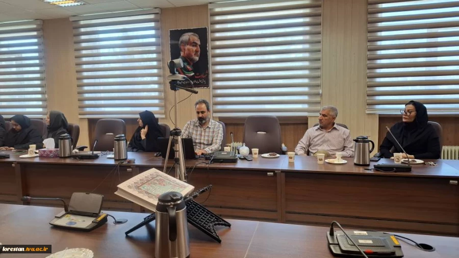 برگزاری نشست ادبی با موضوع «روان‌درمانگری حافظانه» به مناسبت روز شعر و ادب فارسی و بزرگداشت استاد شهریار 6