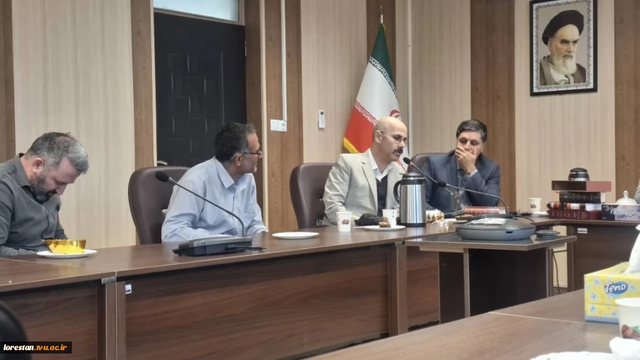 برگزاری نشست ادبی با موضوع «روان‌درمانگری حافظانه» به مناسبت روز شعر و ادب فارسی و بزرگداشت استاد شهریار 10