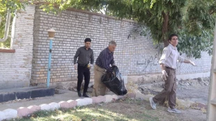 پویش ((روز سبز دانشگاه)) همزمان با شروع سال تحصیلی جدید، با همکاری شهرداری و آتش نشانی شهرستان خرم آباد برگزار شد 4