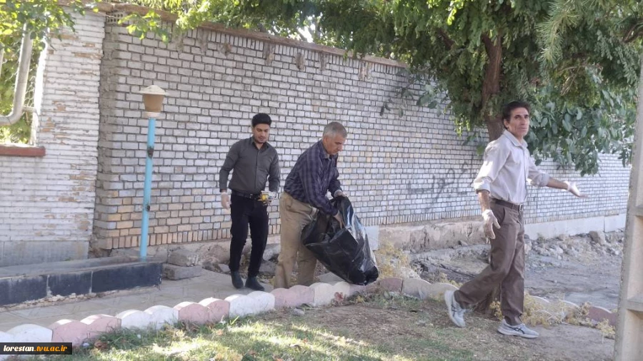 پویش ((روز سبز دانشگاه)) همزمان با شروع سال تحصیلی جدید، با همکاری شهرداری و آتش نشانی شهرستان خرم آباد برگزار شد 4