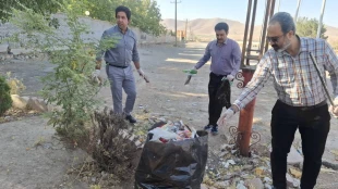 پویش ((روز سبز دانشگاه)) همزمان با شروع سال تحصیلی جدید، با همکاری شهرداری و آتش نشانی شهرستان خرم آباد برگزار شد 8
