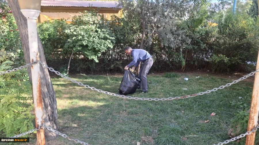 پویش ((روز سبز دانشگاه)) همزمان با شروع سال تحصیلی جدید، با همکاری شهرداری و آتش نشانی شهرستان خرم آباد برگزار شد 14