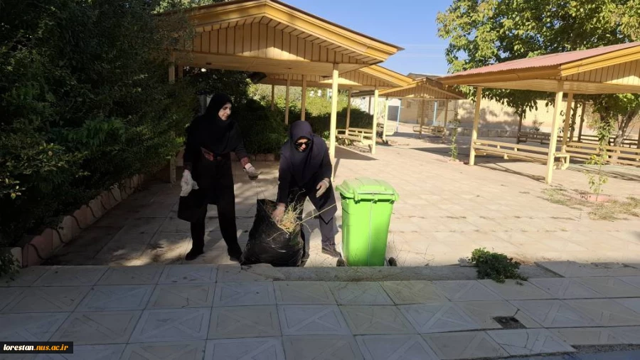 پویش ((روز سبز دانشگاه)) همزمان با شروع سال تحصیلی جدید، با همکاری شهرداری و آتش نشانی شهرستان خرم آباد برگزار شد 15