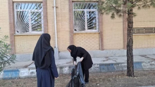 پویش ((روز سبز دانشگاه)) همزمان با شروع سال تحصیلی جدید، با همکاری شهرداری و آتش نشانی شهرستان خرم آباد برگزار شد 17