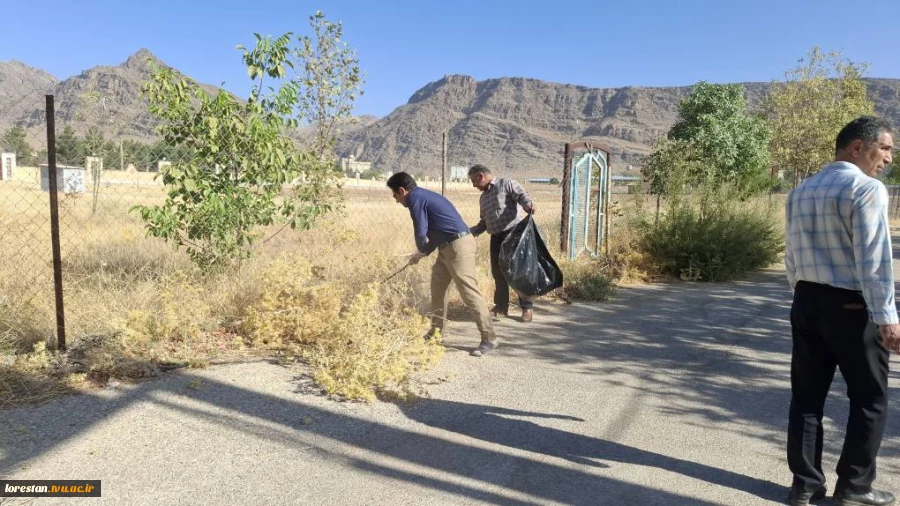 پویش ((روز سبز دانشگاه)) همزمان با شروع سال تحصیلی جدید، با همکاری شهرداری و آتش نشانی شهرستان خرم آباد برگزار شد 2