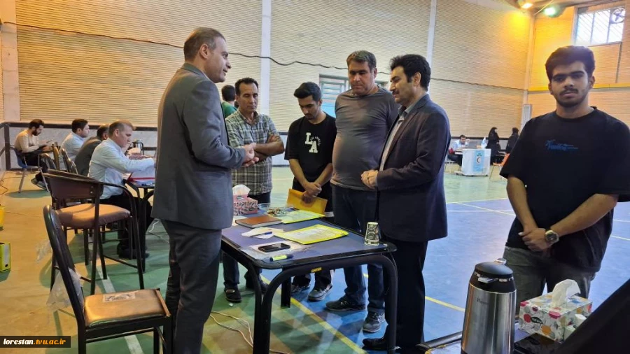 بازدید رئیس دانشگاه ملی مهارت استان لرستان از روند ثبت نام دانشجویان جدید الورود 3