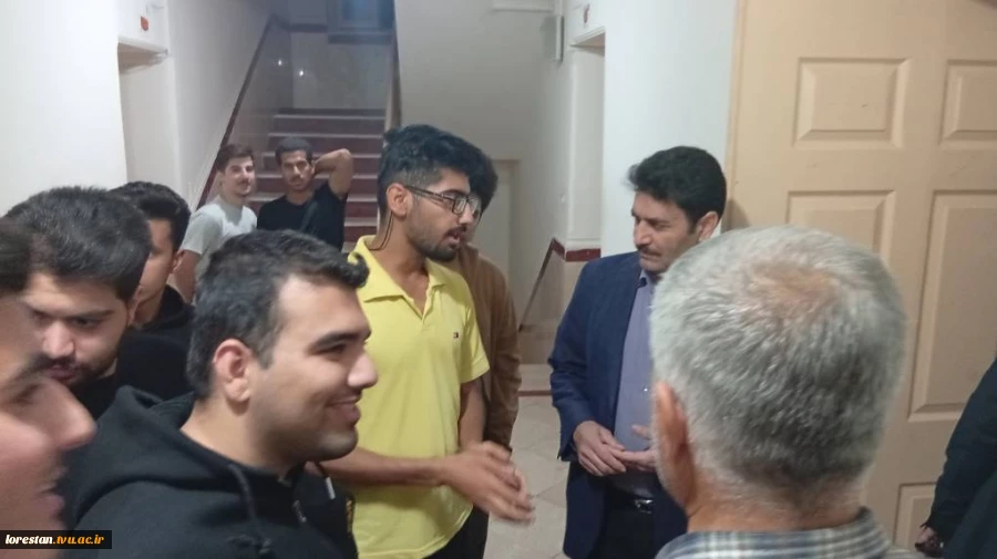 بازدید رئیس دانشگاه ملی مهارت استان لرستان و هیئت همراه از خوابگاه دانشجویی آموزشکده پسران خرم‌آباد 6