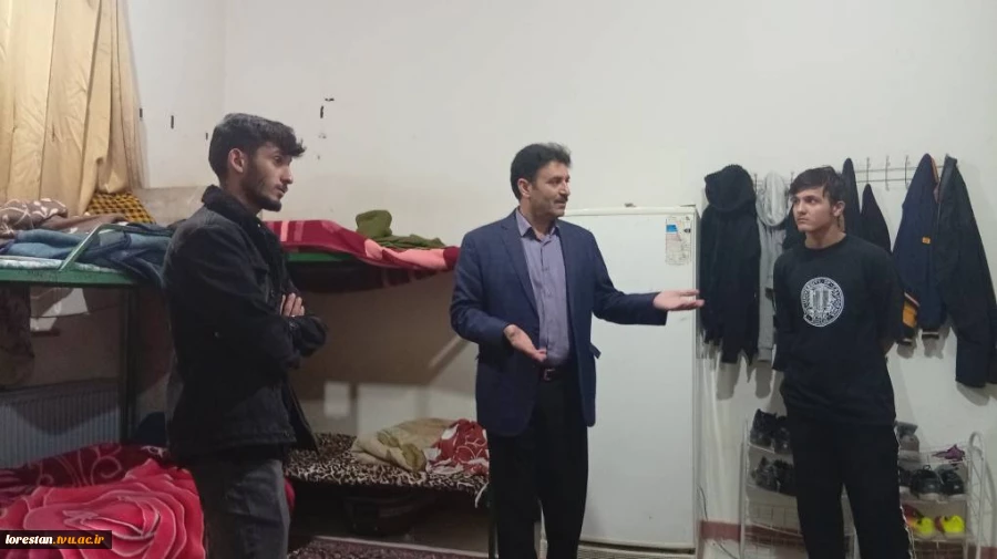 بازدید رئیس دانشگاه ملی مهارت استان لرستان و هیئت همراه از خوابگاه دانشجویی آموزشکده پسران خرم‌آباد 9
