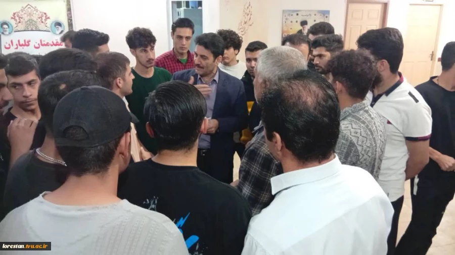 بازدید رئیس دانشگاه ملی مهارت استان لرستان و هیئت همراه از خوابگاه دانشجویی آموزشکده پسران خرم‌آباد 12