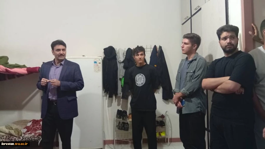 بازدید رئیس دانشگاه ملی مهارت استان لرستان و هیئت همراه از خوابگاه دانشجویی آموزشکده پسران خرم‌آباد 14