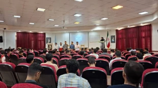 برگزاری جلسه توجیهی دانشجویان نوورود در دانشکده ملی مهارت پسران خرم‌آباد 10