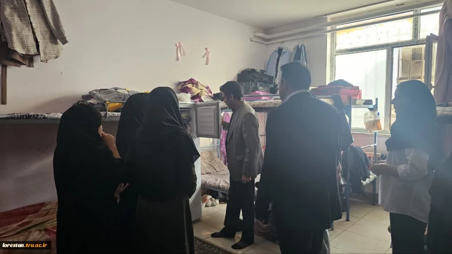 بازدید رییس دانشگاه ملی مهارت استان لرستان از خوابگاه و سلف دانشجویان آموزشکده های دختران و پسران بروجرد 2