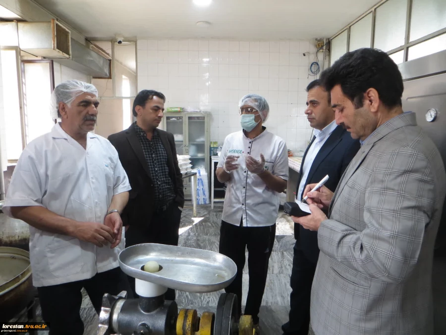 بازدید رییس دانشگاه ملی مهارت استان لرستان از خوابگاه و سلف دانشجویان آموزشکده های دختران و پسران بروجرد 5