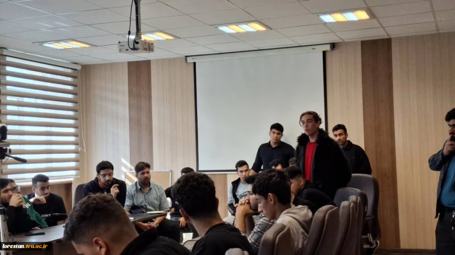 برگزاری جلسه مشترک هیأت‌رئیسه دانشگاه با شورای صنفی دانشجویان 13