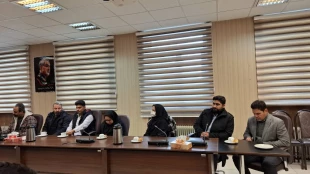 مراسم بزرگداشت ولادت حضرت فاطمه زهرا(س) با حضور مدیرکل امور اجتماعی و فرهنگی استانداری لرستان در آموزشکده پسران خرم آباد برگزار شد.
 6