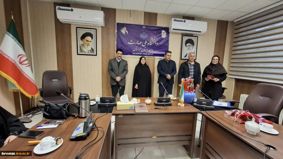 مراسم بزرگداشت ولادت حضرت فاطمه زهرا(س) با حضور مدیرکل امور اجتماعی و فرهنگی استانداری لرستان در آموزشکده پسران خرم آباد برگزار شد.
 17