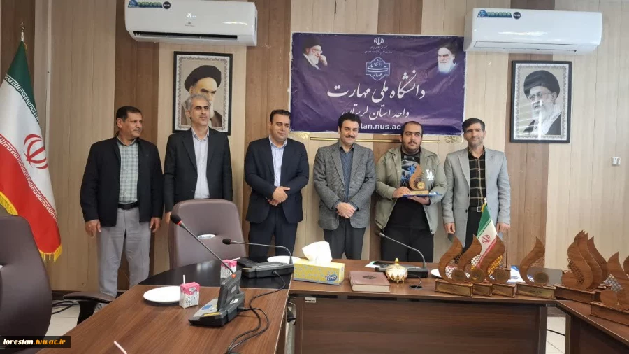 آیین تقدیر از دانشجویان برتر آموزشی، فرهنگی و ورزشی دانشکده ملی مهارت پسران خرم‌آباد برگزار شد 11