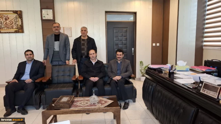 امضای تفاهم‌نامه همکاری با مؤسسه راهگشا لرستان ( مرکز تعویض پلاک خودرو) در راستای ارتقای ایمنی فضاهای دانشگاه 2