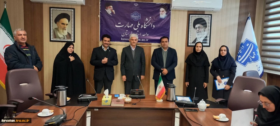 آیین تجلیل از پژوهشگران برتر دانشگاه ملی مهارت استان لرستان برگزار شد 16
