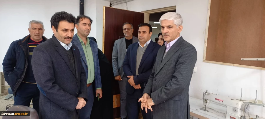 بازدید معاون هماهنگی امور عمرانی عمرانی استانداری لرستان از طرح‌های نیمه‌تمام دانشگاه ملی مهارت استان 6