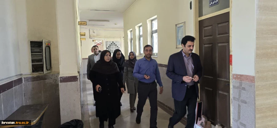 ارزیابی میدانی مدیران سازمان برنامه و بودجه از زیرساخت‌ها و طرح‌های توسعه‌ای دانشگاه ملی مهارت لرستان 3
