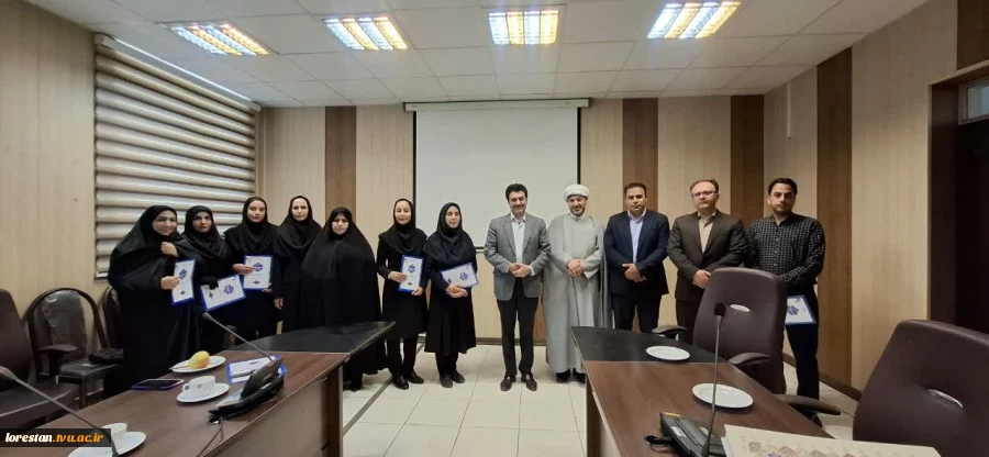 آیین تجلیل از اساتید سرآمد آموزشی دانشگاه ملی مهارت واد استانی لرستان 2