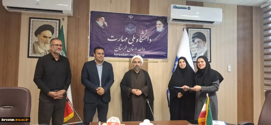 برگزاری مراسم روز گرامیداشت سالروز شهادت دکتر چمران و بزرگداشت روز ملی بسیج اساتید با حضور اساتید بسیجی همزمان با سایر دانشگاه ها و مراکز آموزش عالی در دانشگاه ملی مهارت استان لرستان  8