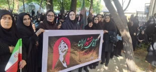 برگزاری مراسم آیین وداع و بدرقه آقای شهید ایران با حضور دانشگاهیان در استانداری لرستان 8