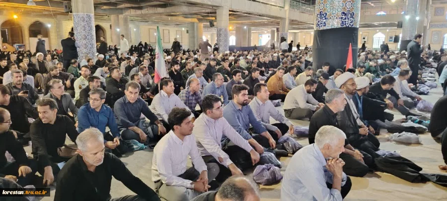 حضور رئیس، معاونان و کارکنان دانشگاه ملی مهارت استان لرستان در مراسم سومین روز خاکسپاری رهبر شهید 5