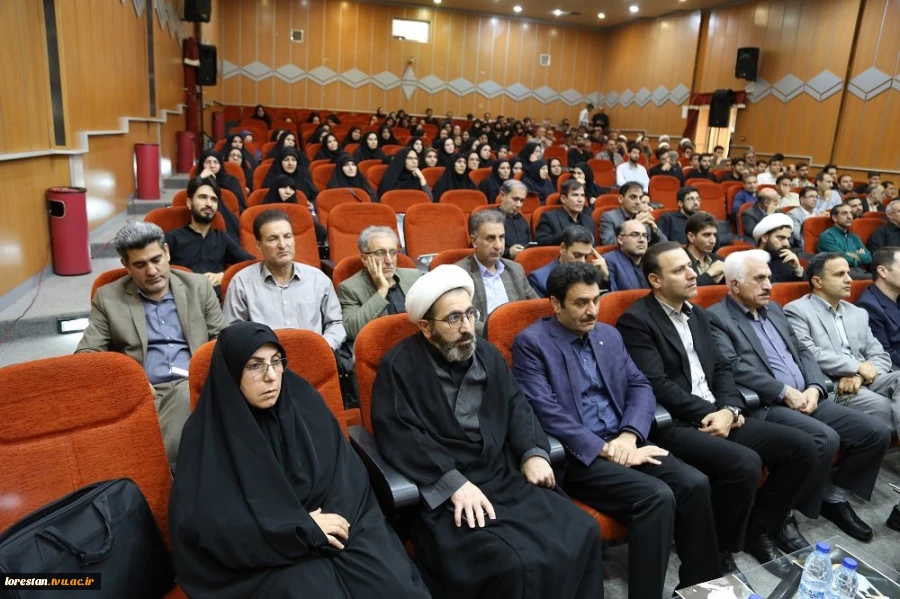 مراسم بزرگداشت و سوگواری در رثای رهبر شهید انقلاب اسلامی با حضور خانواده بزرگ دانشگاهیان استان لرستان  14