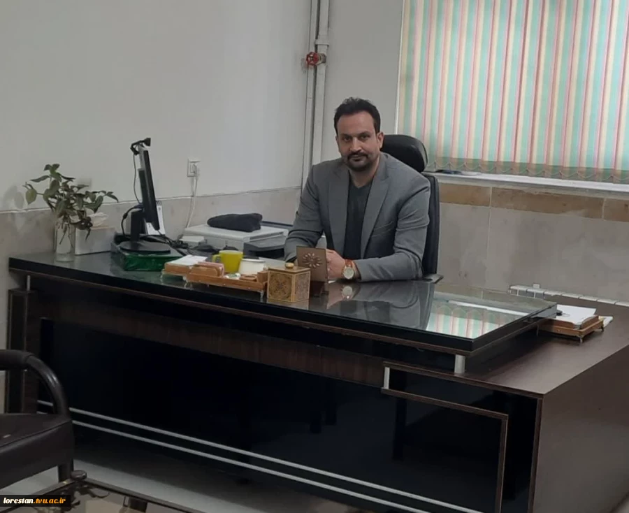 تبریک انتخاب مدیر نمونه سال 1404 دانشگاه ملی مهارت  2