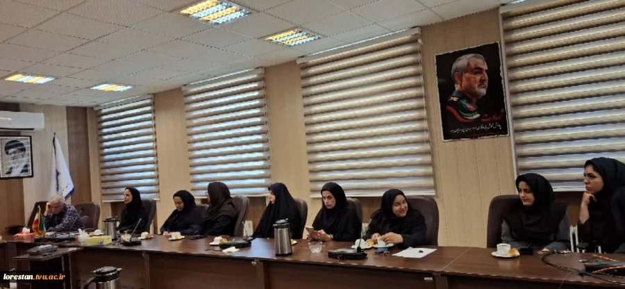 گرامیداشت روز کارمند در دانشگاه ملی مهارت لرستان؛ از تجلیل کارکنان نمونه تا تشریح دستاوردهای دانشگاه 14