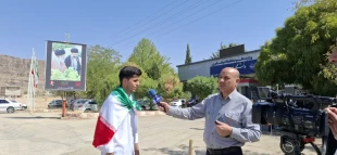اهتزاز پرچم جمهوری اسلامی ایران در آیین آغاز سال تحصیلی دانشگاه ملی مهارت لرستان 9