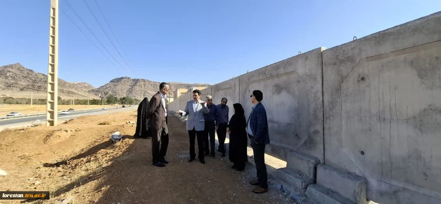 تکمیل دیوار پیرامونی سایت دانشگاه ملی مهارت استان لرستان با اعتبار ۲.۵ میلیارد تومان
 5