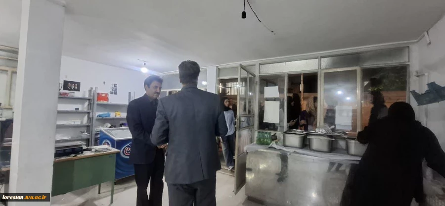 بازدید رئیس دانشگاه ملی مهارت استان لرستان از خوابگاه دانشجویی آموزشکده دختران خرم‌آباد 2