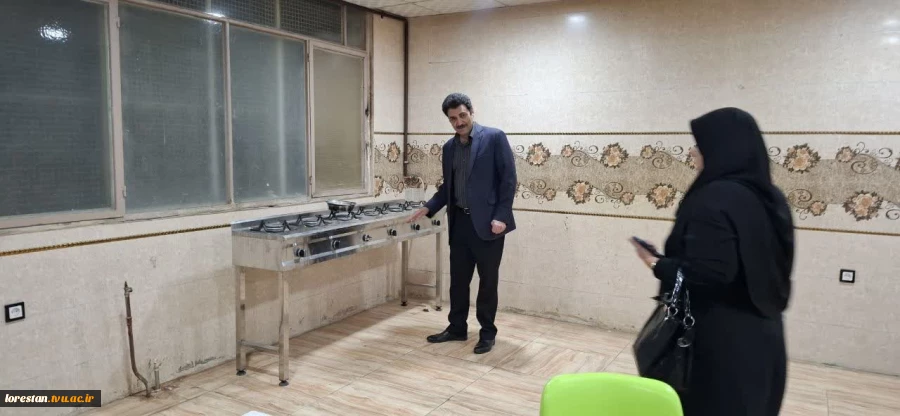 بازدید رئیس دانشگاه ملی مهارت استان لرستان از خوابگاه دانشجویی آموزشکده دختران خرم‌آباد 23