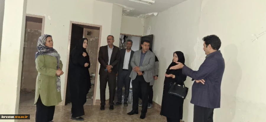 بازدید رئیس دانشگاه ملی مهارت استان لرستان از خوابگاه دانشجویی آموزشکده دختران خرم‌آباد 28